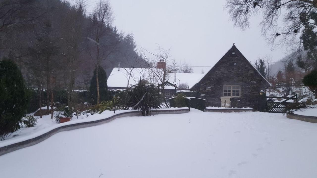 Clarisses Cottage Laragh Exterior photo