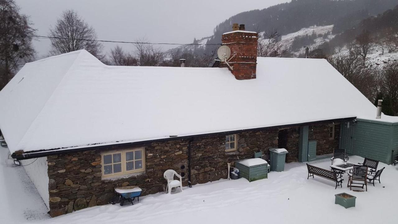 Clarisses Cottage Laragh Exterior photo