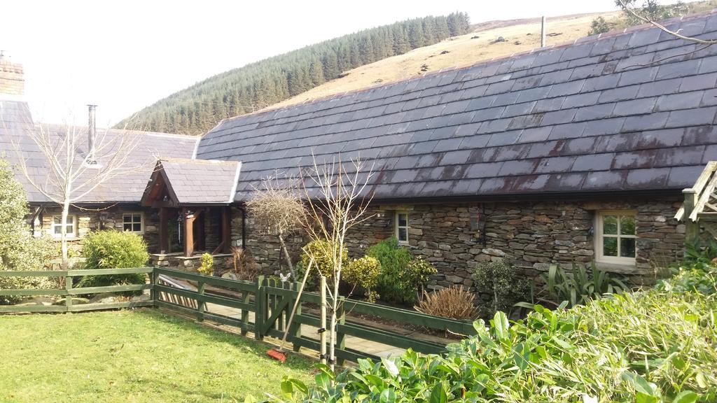 Clarisses Cottage Laragh Exterior photo